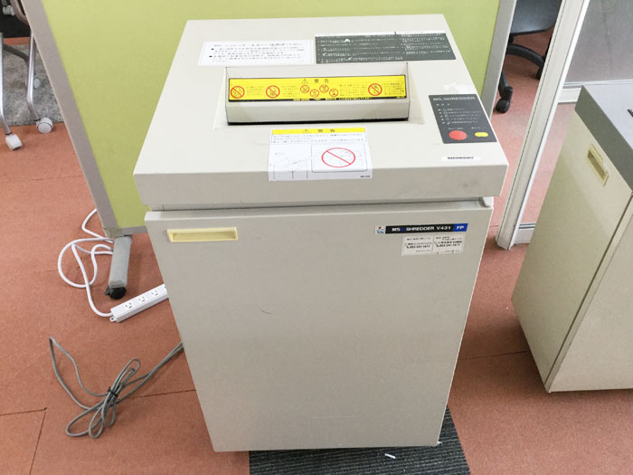 中古コピー機 カラー複合機 オフィス機器販売 J-plan / シュレッダー